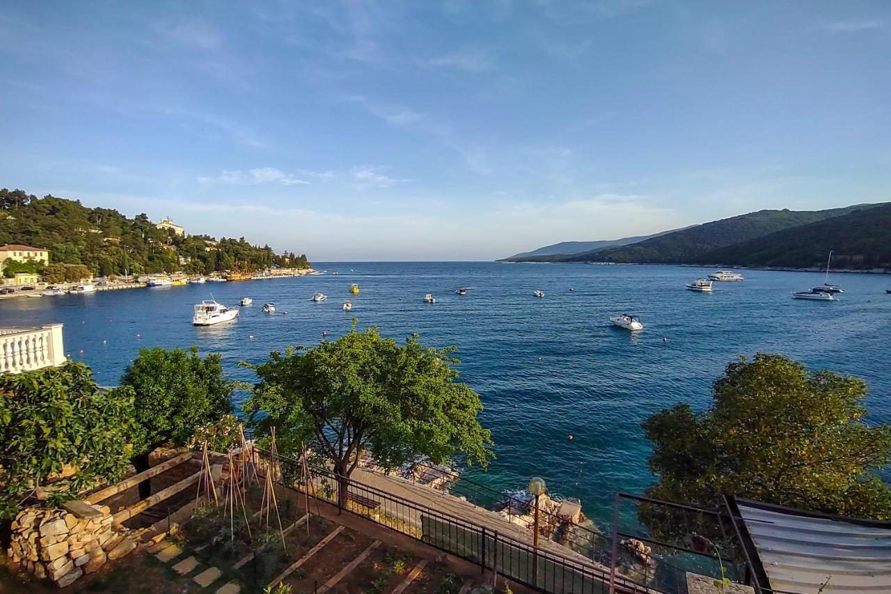 Studio Apartment Above Promenade W Terrace & Parking Rabac Dış mekan fotoğraf