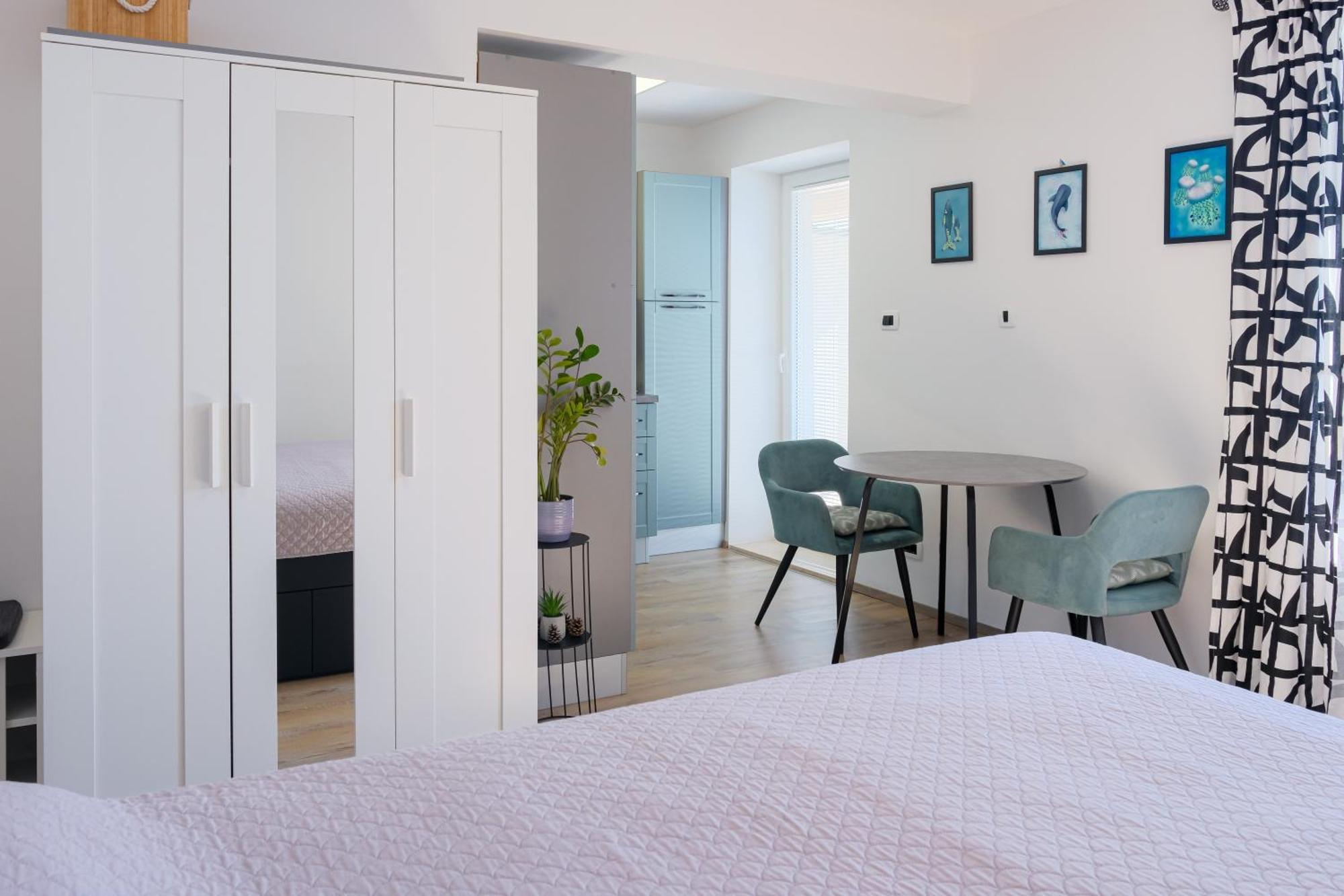 Studio Apartment Above Promenade W Terrace & Parking Rabac Dış mekan fotoğraf